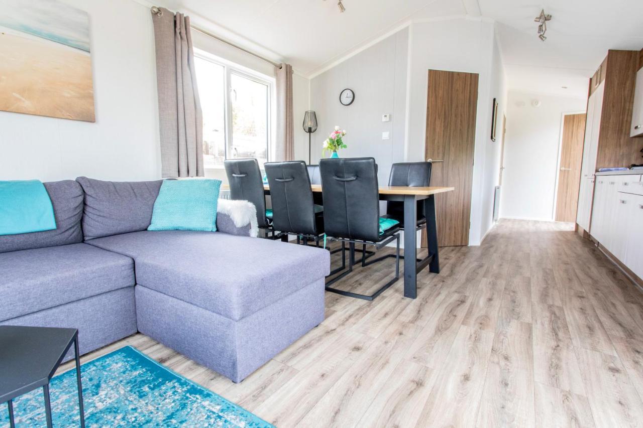 Chalet 3A Op Recreatiepark De Wielen Sint Maarten Kültér fotó
